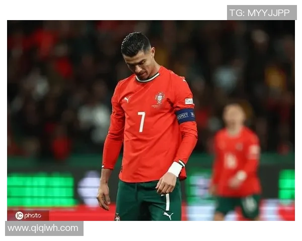 B费谈C罗红牌事件：他明白自己的失误是足球常有的情况